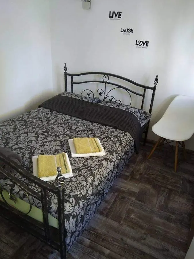 Apartment Schatzi 1 Sukosan