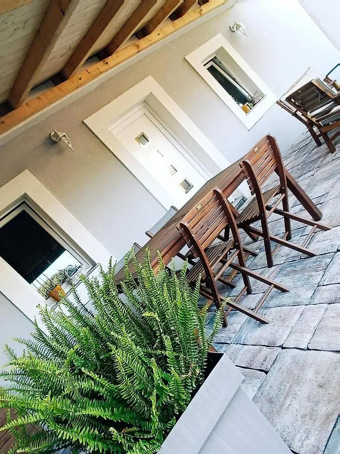 Apartment Schatzi 1 Sukosan Croatia